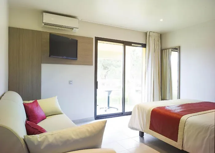 Marina Corsica Hotel