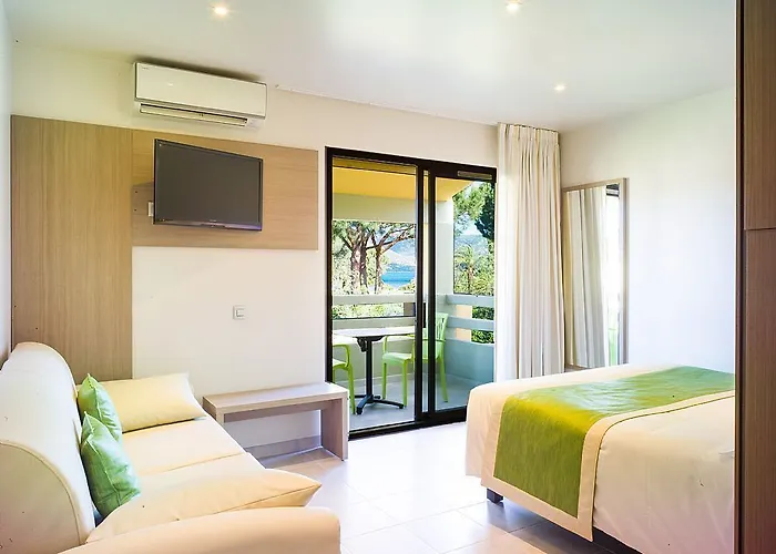 Marina Corsica Hotel